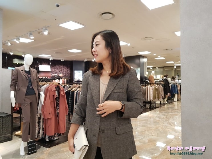  30대 여자 코디 새콤달콤에서 구매한 가을자켓 넘 맘에드네
