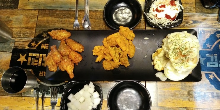  대구 금호지구 사수동 맛집골목 에서 김스타치킨이 최고네요
