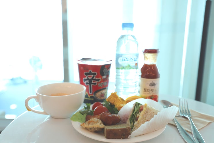  인천공항 제2여객터미널 SPC라운지 후기 (가격, 위치, PP카드 없어도 가능)