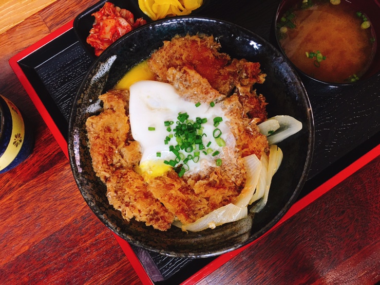  사당 돈부리에서 치킨까스 덮밥 맛보기!