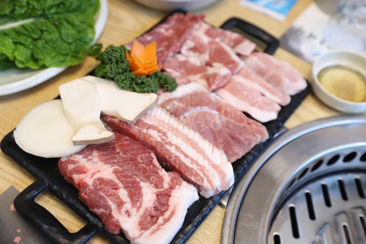  중문 흑돼지 맛집  육향이 예술