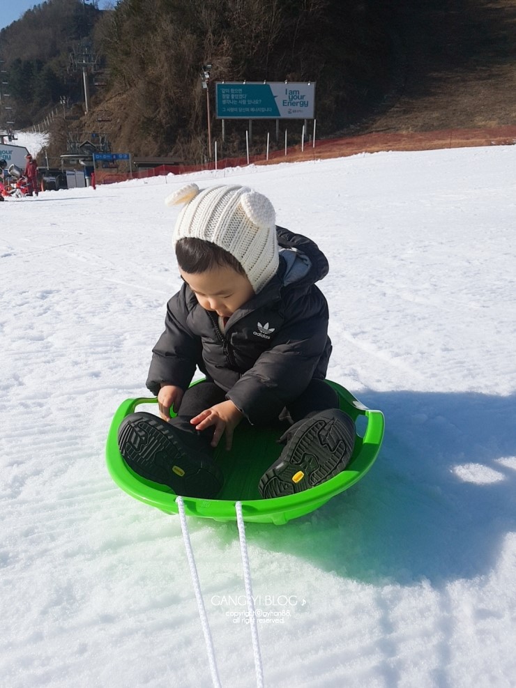  강촌리조트 미리 메리크리스마스! + 아기랑 1박2일 + 두가족 여행 + 아기썰매