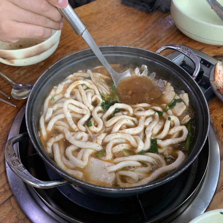  얼크니손칼국수. 기장맛집 기다려서 먹어도 단골맛집