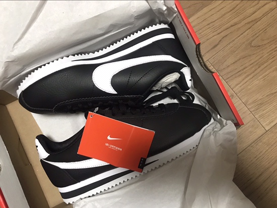  나이키(Nike) 클래식 코르테즈 레더(Classic Cortez Leather) / 사이즈 팁