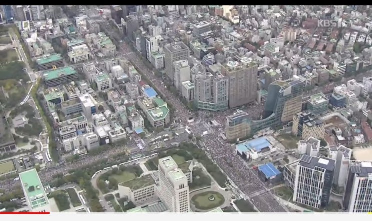  서초동 촛불집회에 헬기까지 동원한 KBS, 조국사태 왜곡 말라