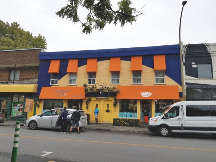  2019 캐나다여행 :: 몬트리올 푸틴맛집 la banquise montreal (라방키즈)