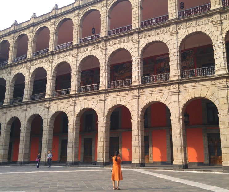 [멕시코시티 여행] 소칼로 광장 - 대통령궁에 처음 들어가 보다