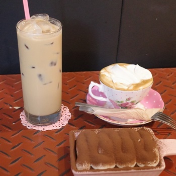  남양주 화도 카페 아인슈페너 비엔나커피가 맛있는 창고형카페