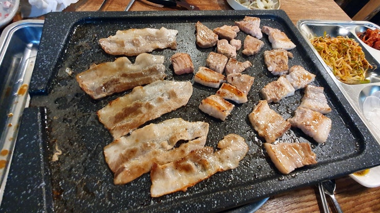  종암동 맛집 <돈모아모아 무한리필> 만원의 행복을 누릴 수 있는 무한리필 고깃집!