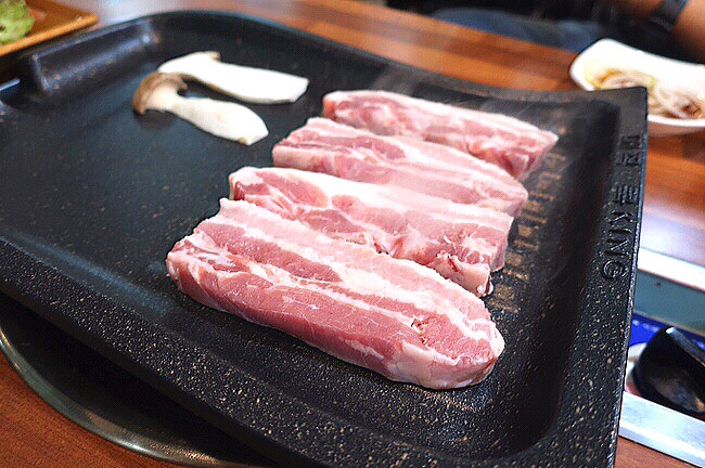  상동역 맛집 국내산 생삼겹이 있는 윤이고깃집!!