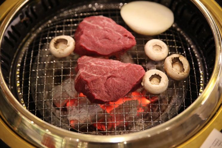  판교 소고기 맛집 입꼬리가 성한날!