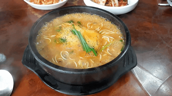  찬바람 불면 더 맛있는 숭의동 어죽 담백함이 일품 !