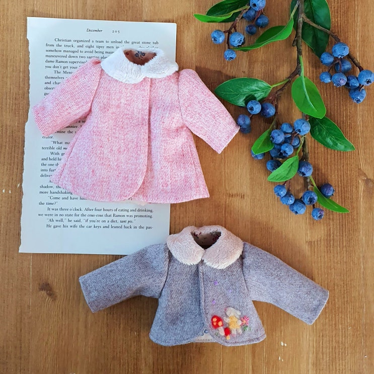  파올라레이나 코트 만들고 있어요