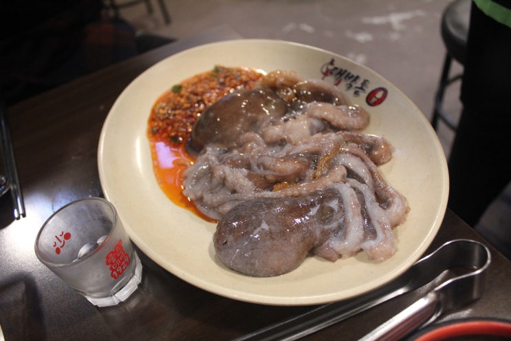  [창원] 창원 대방동 맛집 인생 산낙지구이+이베리코흑돼지 말.잇.못" 대박통 대방점"