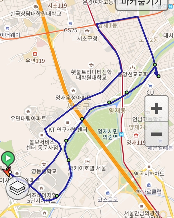  오늘-2019-10-08-월요일 양재천 꽃길에 새 명물이 생겼어요.