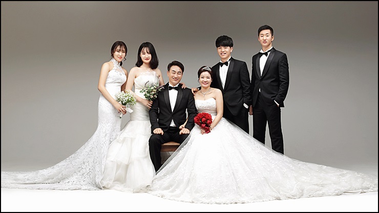 김해 장유사진관에서 좋은 추억 가져가세요! 김해 장유사진관에서 좋은 추억 가져가세요!