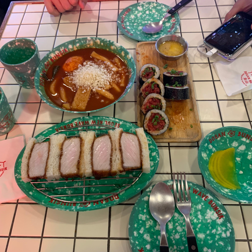  압구정 맛집, 도산분식 도산공원점 데이트 성공적