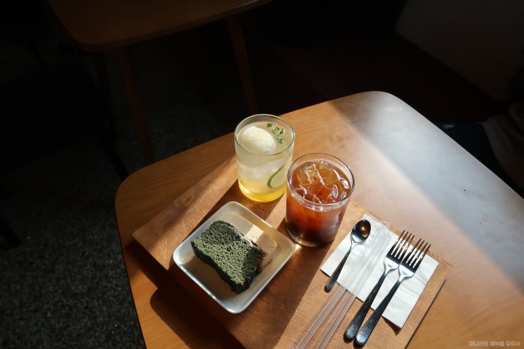  경기 수원 / 행궁동 카페 :: 카페 초안 (카페 도안 2호점)