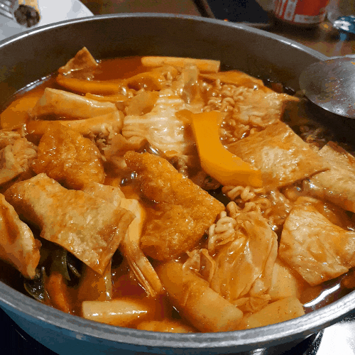  동성로 신세계백화점 빌라드스파이시 떡볶이 짱비추