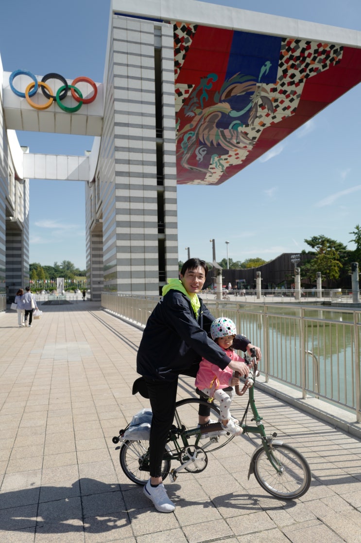 아이들과 자전거 타고 올림픽공원 나들이~