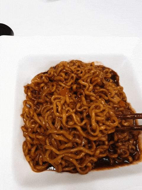 트러플오일로 맛있는 짜파게티 도전해봤어요!