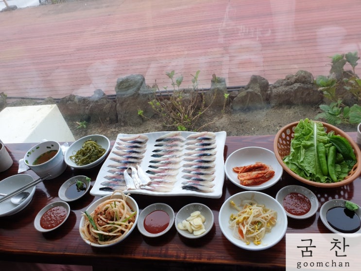  제주 함덕맛집 가성비 갑! 저렴한 고등어회 곰막 식당