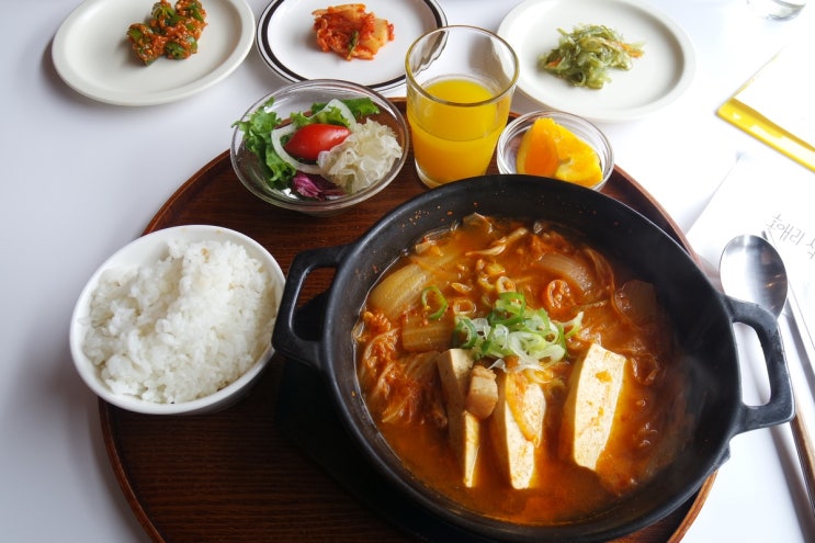 경주 황리단길 맛집 추천 홍앤리식탁 (한국 가정식, 영업시간&메뉴 가격)