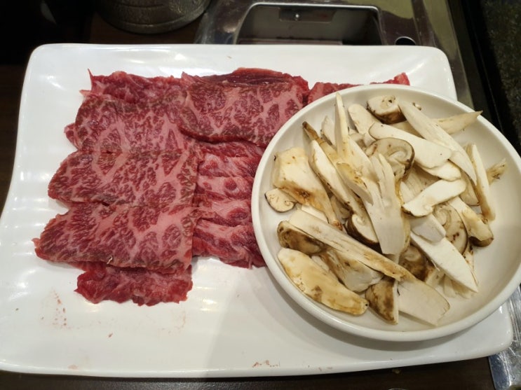  오늘은 하루 종일 먹방 한 날!!!