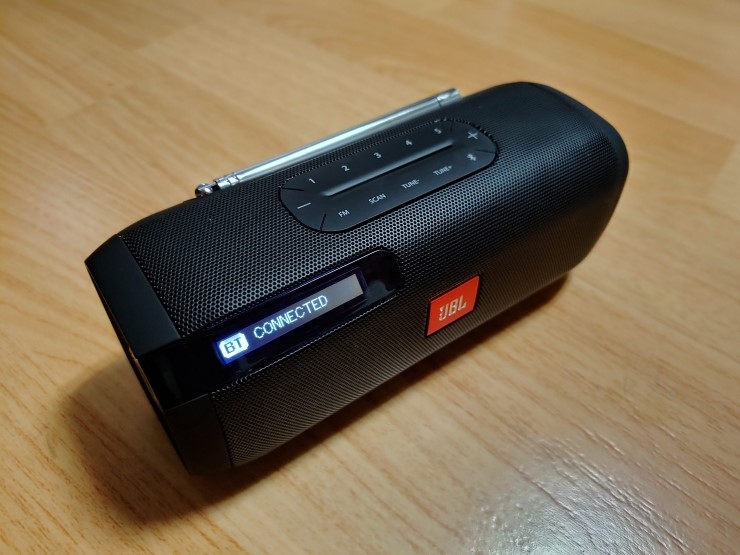 JBL TUNER FM_블루투스 스피커와 라디오를 함께 즐길 수 있는 JBL TUNER FM