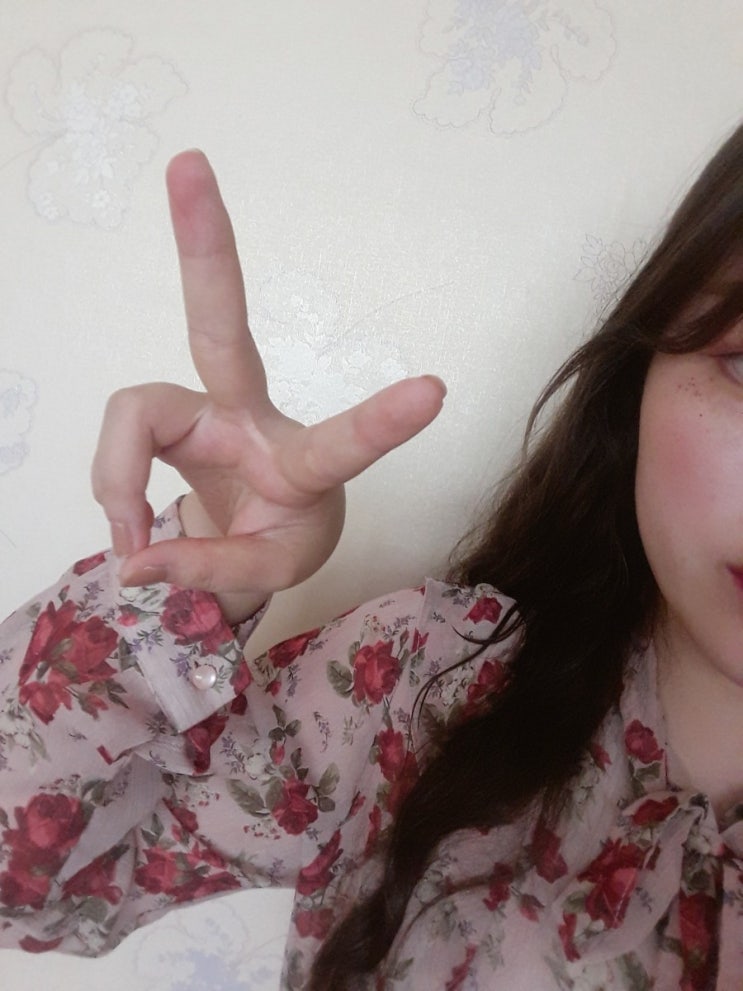  홀리카 홀리카 청키펑키 에디션 으로 화려한 쿨톤 메이크업!