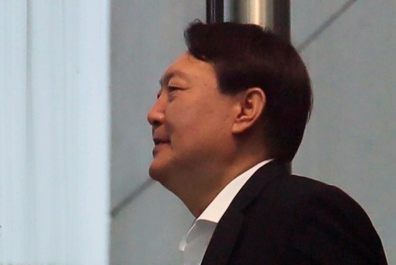  한국투자증권 PB 김경록, 드디어 입 열다: 유시민의 유튜브 '알릴레오'에서 이른바 조국 가족 의혹을 권력형 비리로 둔갑시키려던 검찰 폭로