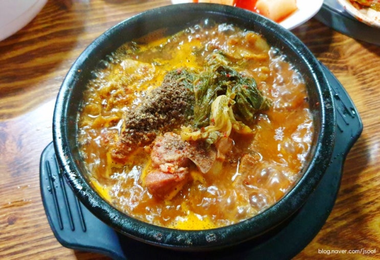  부천 청기와뼈다귀해장국 24시 맛집!