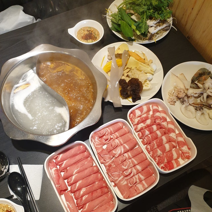  현지식 일산훠궈무한리필 맛집 발견! "중경샤브샤브 백석점"