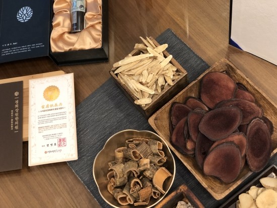  돌발성난청치료, 이석증증상 보인다면 방치하지 마세요
