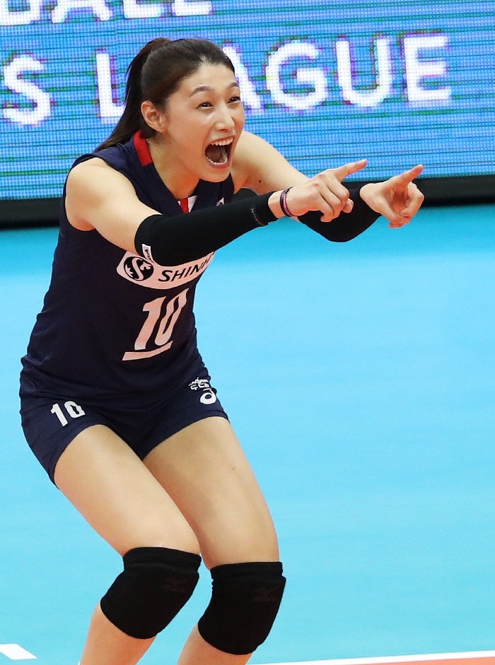 ê¹€ì—°ê²½ ì—°ë´‰ ë‚˜ì´ í‚¤ í•™êµ ê°€ì¡± ë„¤ì´ë²„ ë¸