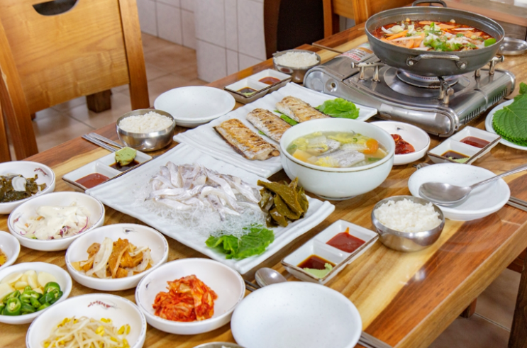  제주 성산 아침식사 든든하게 먹었네요.