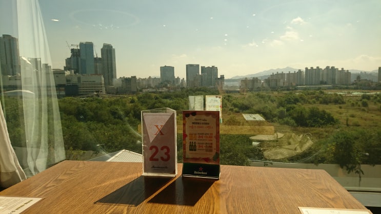  2019년 생일, 딸과 용산 마린칸토 뷔페에서 점심 식사