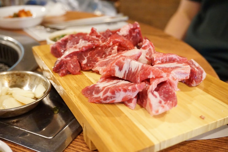  서대문 맛집 [참맛집] 에서 저렴하게 소고기 먹었어요
