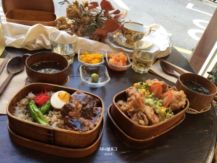  [송리단길] 카쿠벤 : 부타노 카쿠니 벤또, 아보카도 치킨 난반 벤또