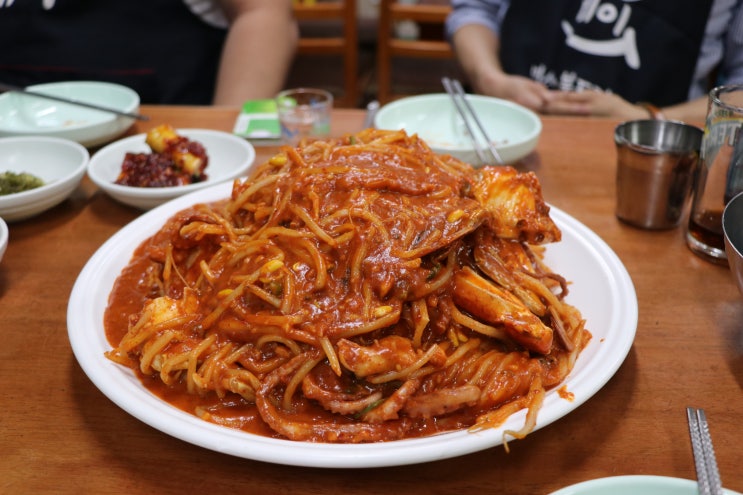  남포동 송도집 여기 처음인데 의외로 괜찮네