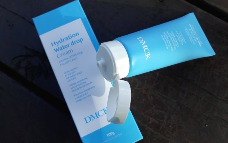  DMCK 하이드레이션 워터드롭크림 물방울이 송글송글