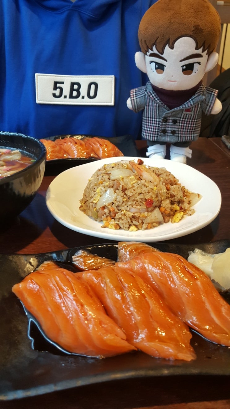  대구 동성로 삼미식당  대만 대왕연어초밥 나도 먹었당