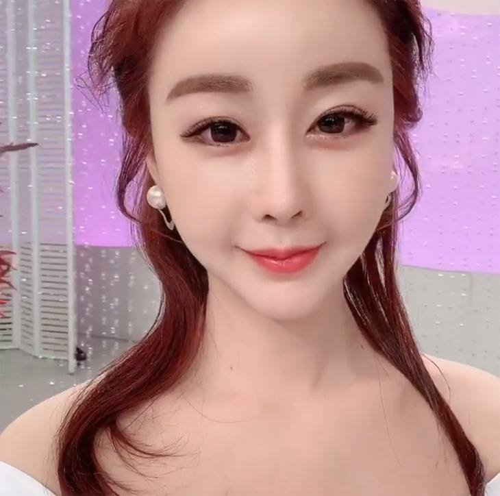  (비상금 3천만 원이 있다) '아내의 맛' 함소원,  인스타 속 나이 가늠 안 가는 미모… '진화와 18살 차이 무색해'