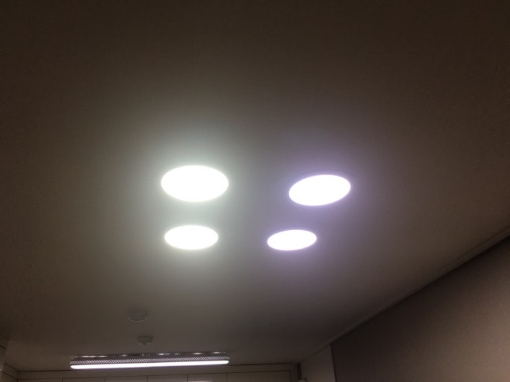  부산양산 유림아파트 led등교체 8인치다운라이트교체 해드렸습니다.