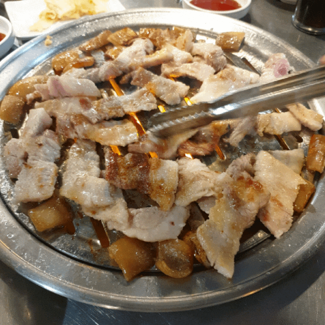  [남포동] 내 껍데기 돌리도! 삼겹살 껍데기 뿌수기
