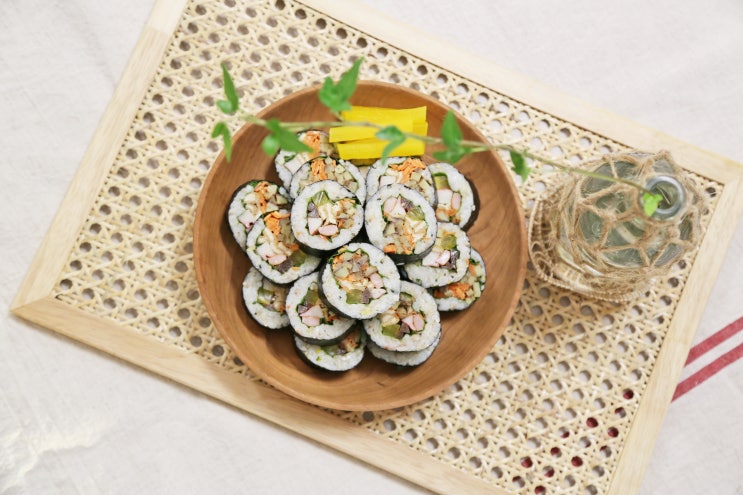  유부김밥~ 야채듬뿍넣고 소풍도시락~