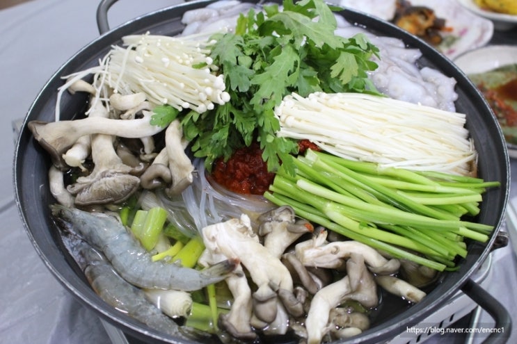  전주 불낙 전골 꾸지뽕시대 최고이여라~!