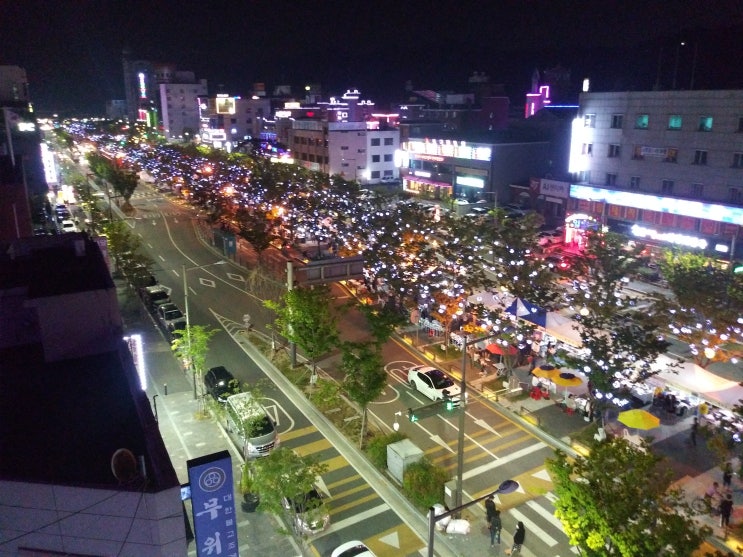  전국 역대급 프리마켓! 이렇게 기~다란 프리마켓 보신적 있나요? 전주문화나들이 프리마켓 + 첫마중길 버스커 이근호&나들단 버스킹 공연 + 첫마중길 주민 바자회 20190928