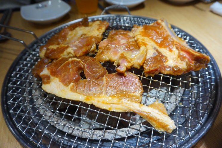  부산 명륜진사갈비 신모라점 숯불돼지갈비 무한리필 놀이방 가족외식 딱!