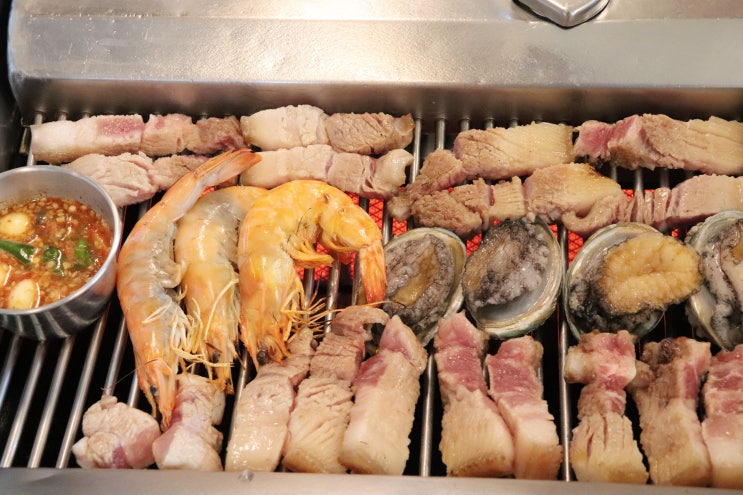  제주 빛의벙커 맛집 여기는 섭지골흑돼지!
